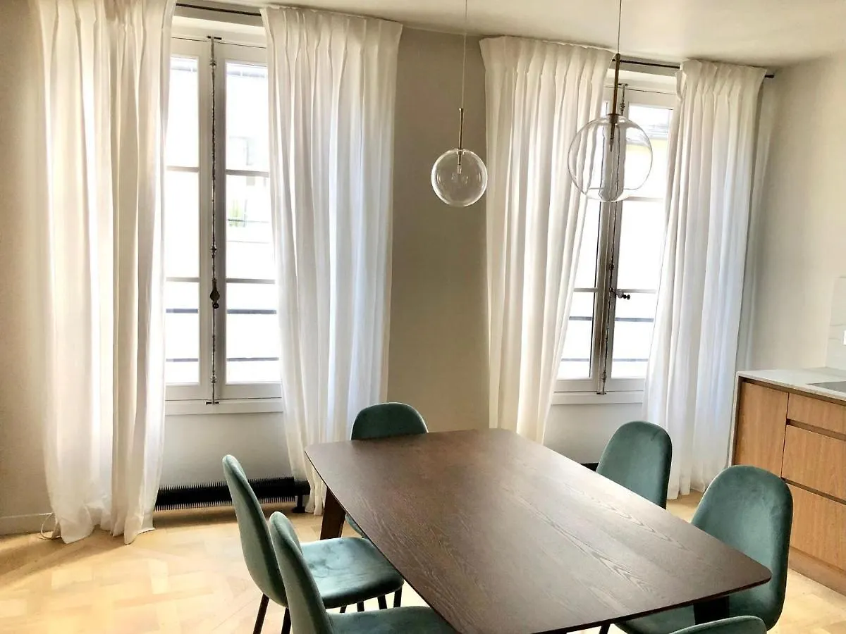 Apartment Saint-Germain Des Pres Paris Frankrike
